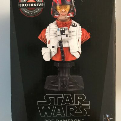 Star Wars The Force Awakens - Poe Dameron X-Wing Pilot Classic Bust