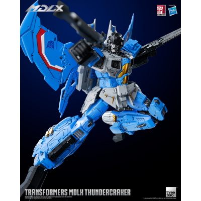 Thundercracker MDLX Collectible Figure